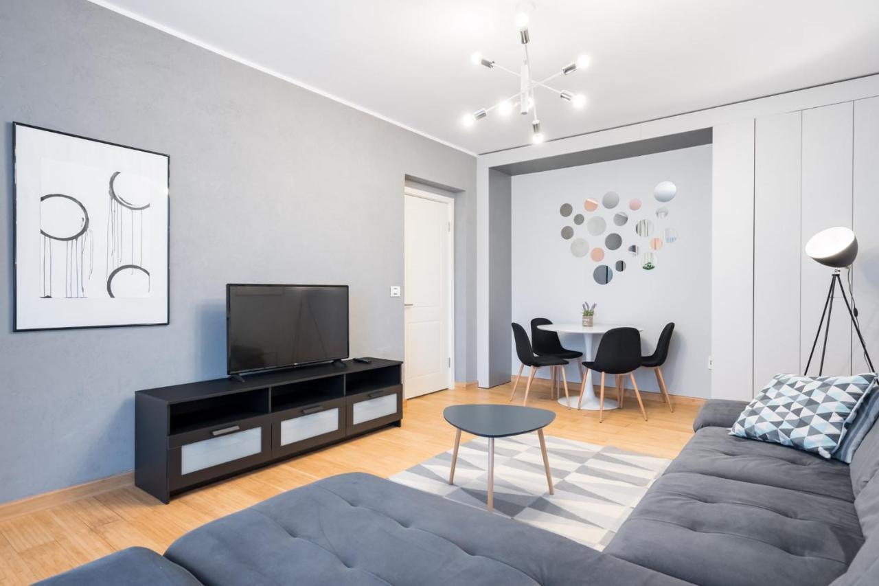 Happy Bubble I Timpuri Noi 1Br Apt 4 Ppl Boekarest Buitenkant foto