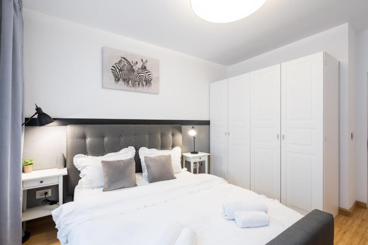 Happy Bubble I Timpuri Noi 1Br Apt 4 Ppl Boekarest Buitenkant foto