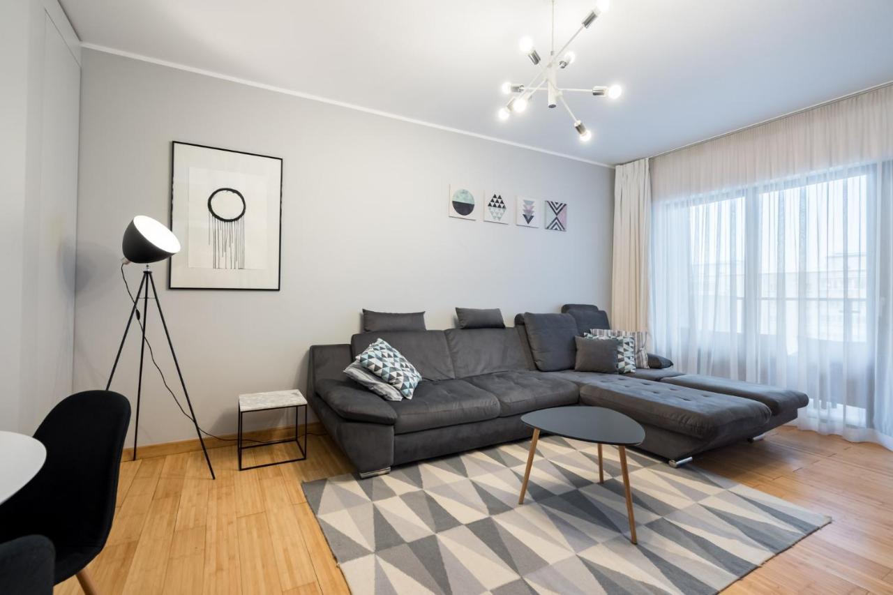 Happy Bubble I Timpuri Noi 1Br Apt 4 Ppl Boekarest Buitenkant foto