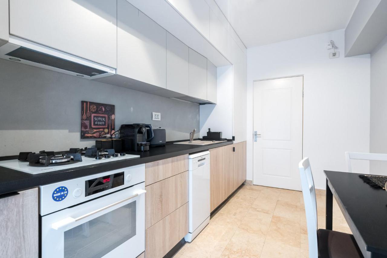 Happy Bubble I Timpuri Noi 1Br Apt 4 Ppl Boekarest Buitenkant foto