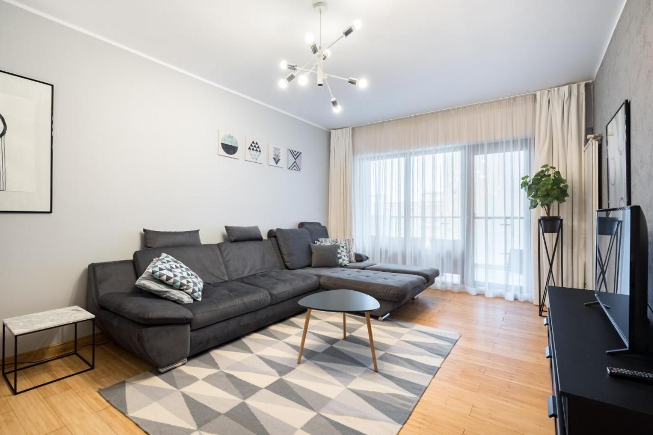 Happy Bubble I Timpuri Noi 1Br Apt 4 Ppl Boekarest Buitenkant foto